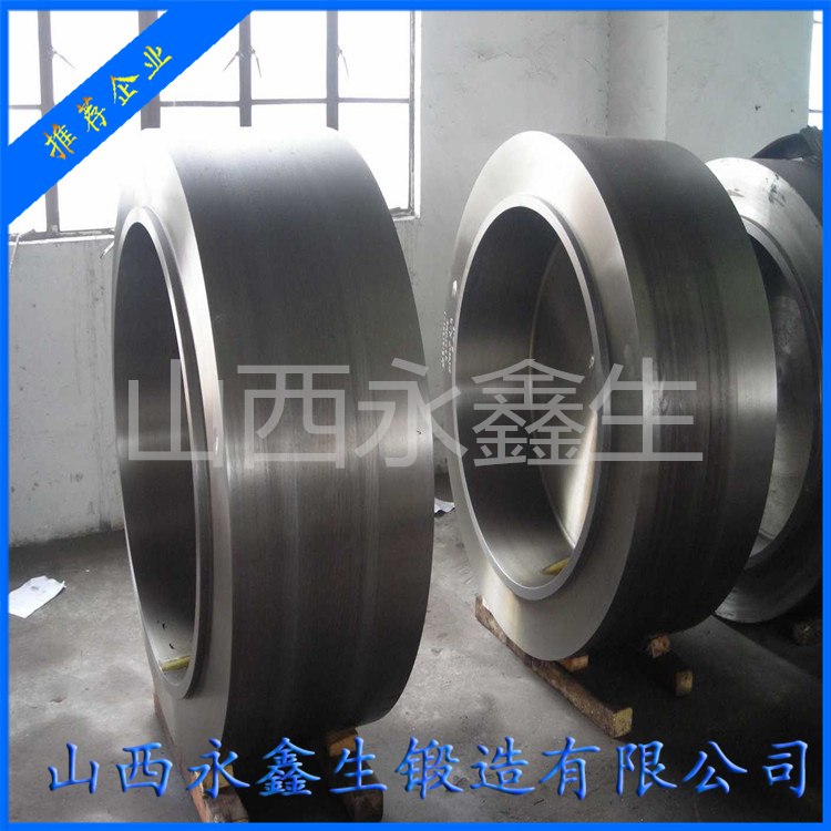 三通機側缸鍛件