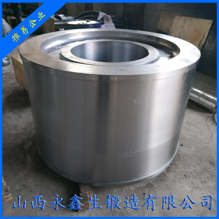 雙懸臂門式起重機筒體鍛件