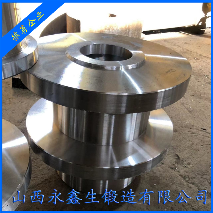 港機車輪組筒體鍛件